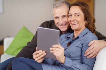 Man und Frau Laptop